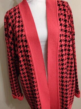 VTG 80s Sweater Bazaar Houndstooth Cardigan Open Front Red Black Knit Plus 20W